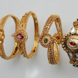 Gandevikar Jewellers - Girishbhai