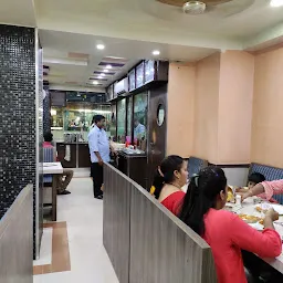 Ganesh Hotel and Restaurant