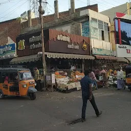 Ganesh juice Shop