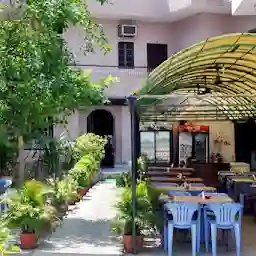 Ganga View Cafe & Restaurant