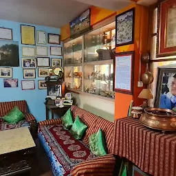 Garuda Lodge and Restaurant