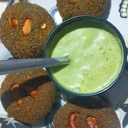 Gavran tadka- Ghar jaisa khana aur nashta (Veg and non-veg)