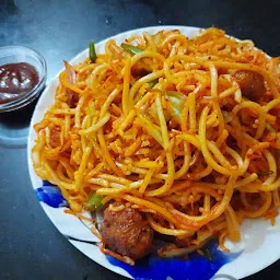 Gayatri Chinese Food