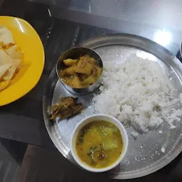 Ghar Ka Khana (Tiffin Service)