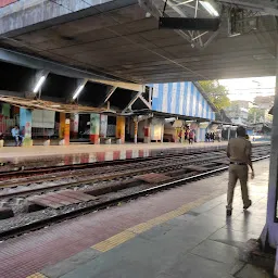 Ghatkopar Railway Station West