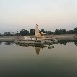 Ghuma Lake