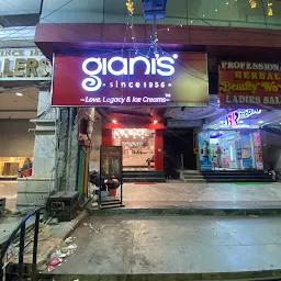 Giani's Ice Cream