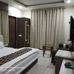 Gitanjali Hotel