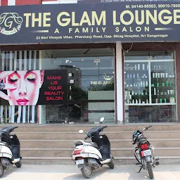 Glam salon/the glam lounge-Bridal Makeup Artist/Bridal Salon/Mua Makeup Artist/Female Beauty Parlor in Sri Ganganagar