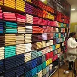 Go Colors Store - Dharampeth