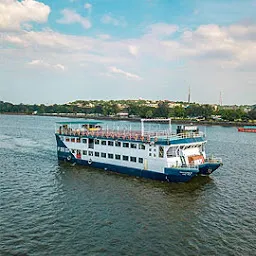 paulo boat cruise goa
