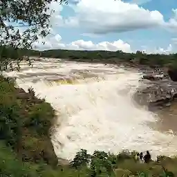 Godachinamalki Waterfalls