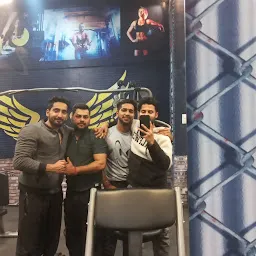 GOLD FITNESS GYM