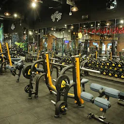 Gold's Gym Mall Road