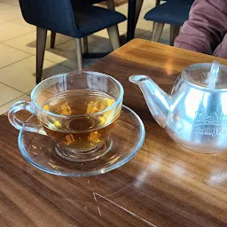 Golden Tips Tea - The Rink Mall