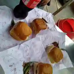 Goli Vada Pav