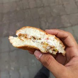 Goli Vada Pav