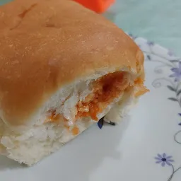 Goli Vada Pav Pvt Ltd