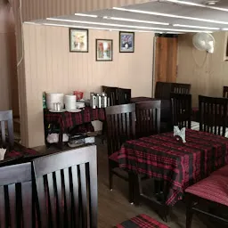 Gopi nath & sons restaurant since 1880