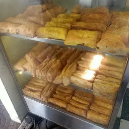 Gopi Samosa Corner & Cold Drinks