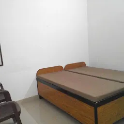 Gorakhpur Hostel PG For Working Executives