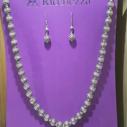 GR Gems & Jewellers