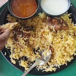 GREENCHLLYZ LEWISROAD Specialist in BIRYANI and TANDOOR