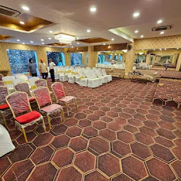 Greet- Banquet Hall