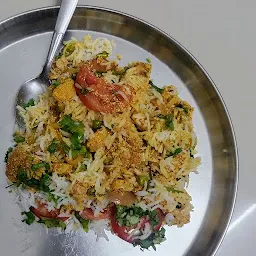 Gujarati Food - Home made food tiffin service