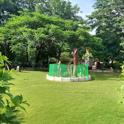 Gulmohar Park