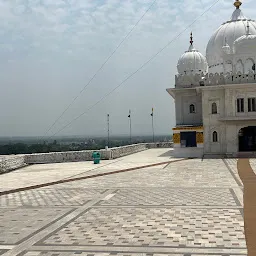 Gurdwara Kila Sri Anandgarh Sahib