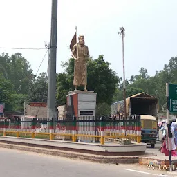 Guru Brahmanand Statue