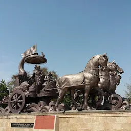 Guru Brahmanand Statue