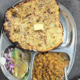 Guru Nanak Vaishno Dhaba