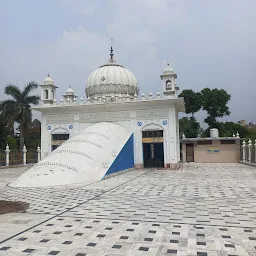 Gurudwara Singh Sabha, Zirakpur