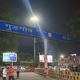 Gurugram Railway Station Cab pick and drop area