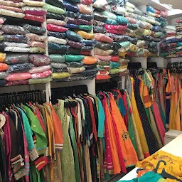 Gurunanak Readymade Store