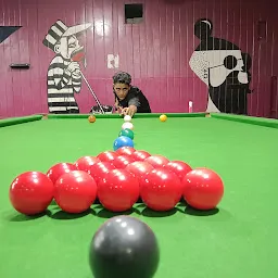 Gym yousuf and snooker parlour