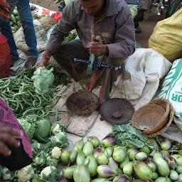 Haatpada Para Vegetable Market