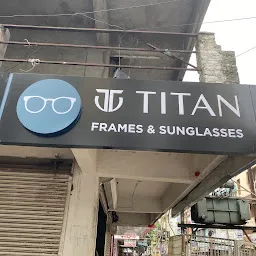 Hakimi Optical Titan Eye