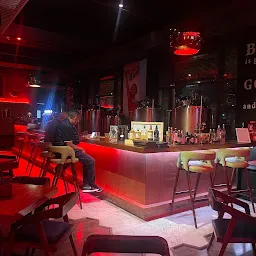 Hangout Lounge and Bar