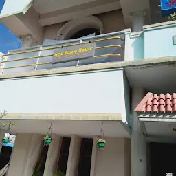 Hanuman Sarees Centre