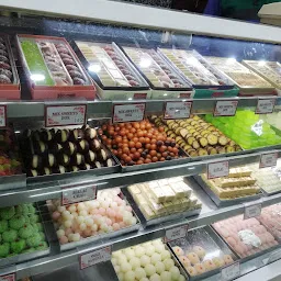 Haqiqat Sweets