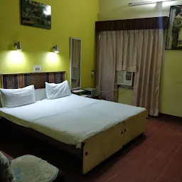 HARDIK GUEST HOUSE