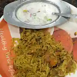 Hari Om Fast Food