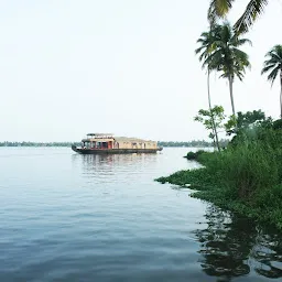 Haveli Backwater Resorts