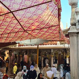 Hazrat Nizamuddin Dargah Baoli