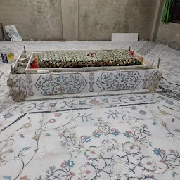 Hazrat Qutub Shah Baba Dargah