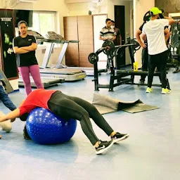 Healthline Fitness Studio,best gym Udaipur,personal training,medical gym,chiropractor,weight loss ,dietician