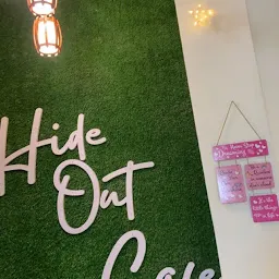 Hide out cafe